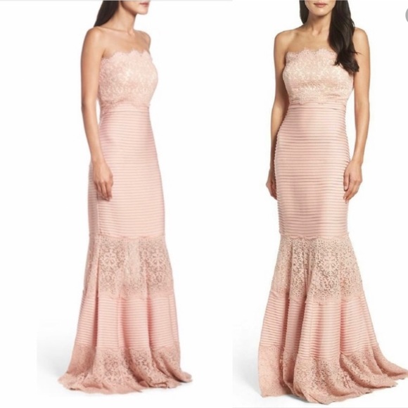 Tadashi Shoji PIN-TUCK and LACE JERSEY GOWN WITH REMOVABLE STRAPS SIZE XS - Picture 2 of 16